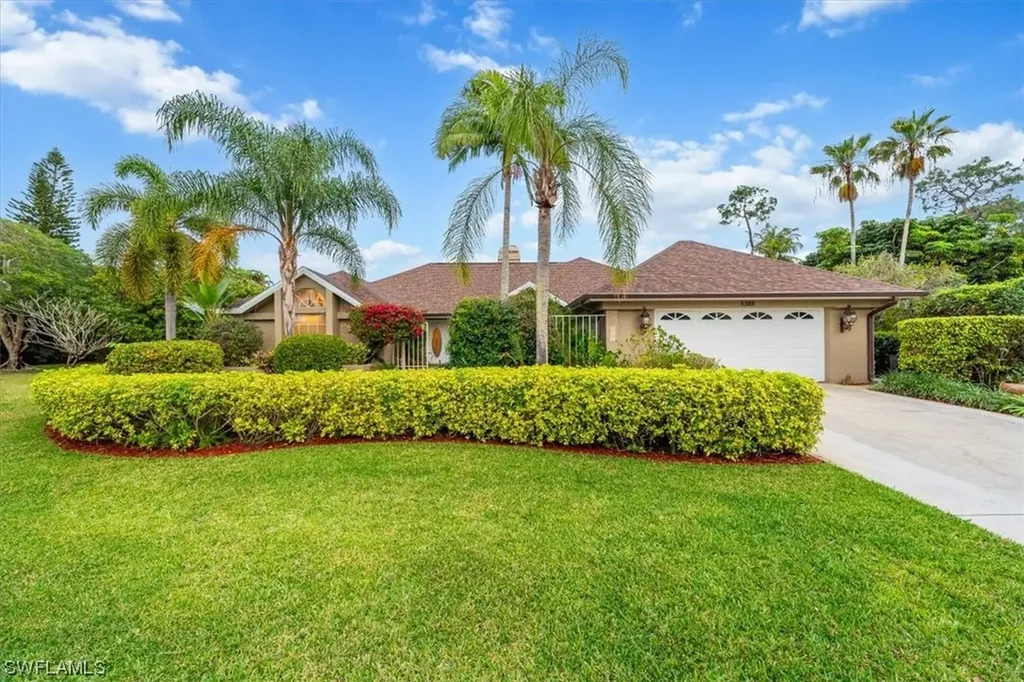 3388 Hanover Court Naples FL 34112