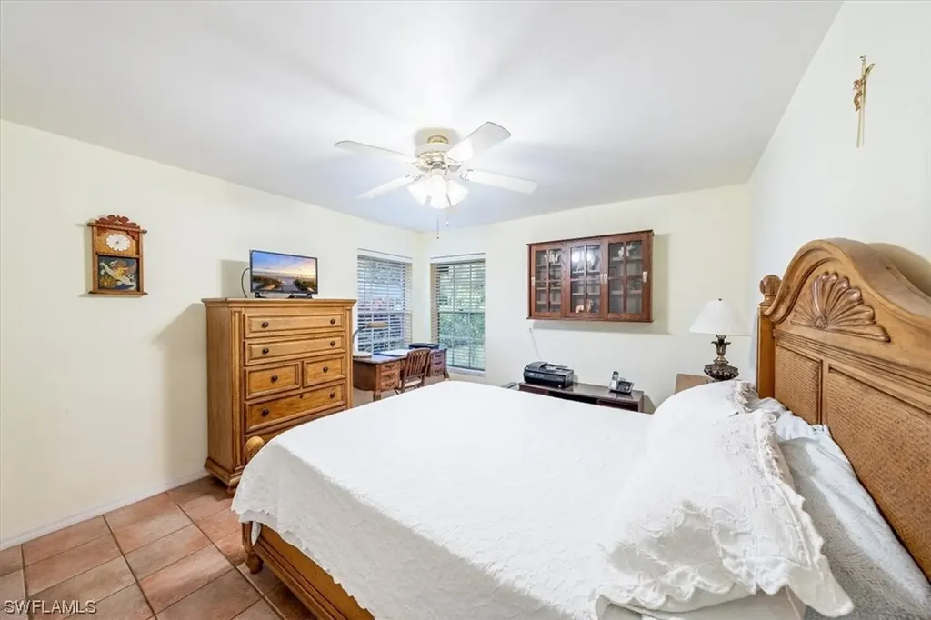 3388 Hanover Court Naples FL 34112