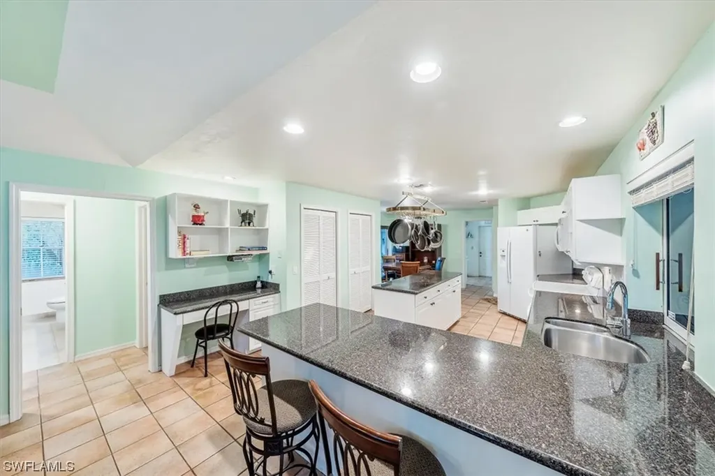 3388 Hanover Court Naples FL 34112