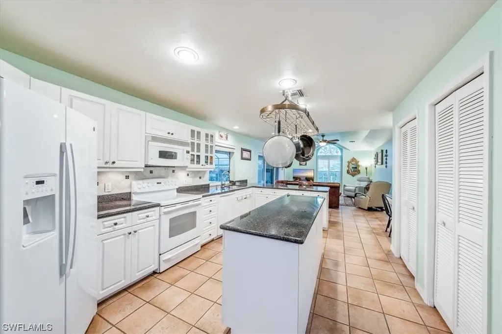 3388 Hanover Court Naples FL 34112