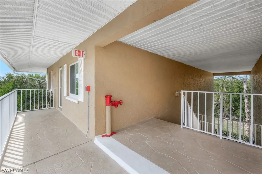 3021 Sandpiper Bay Circle Naples FL 34112