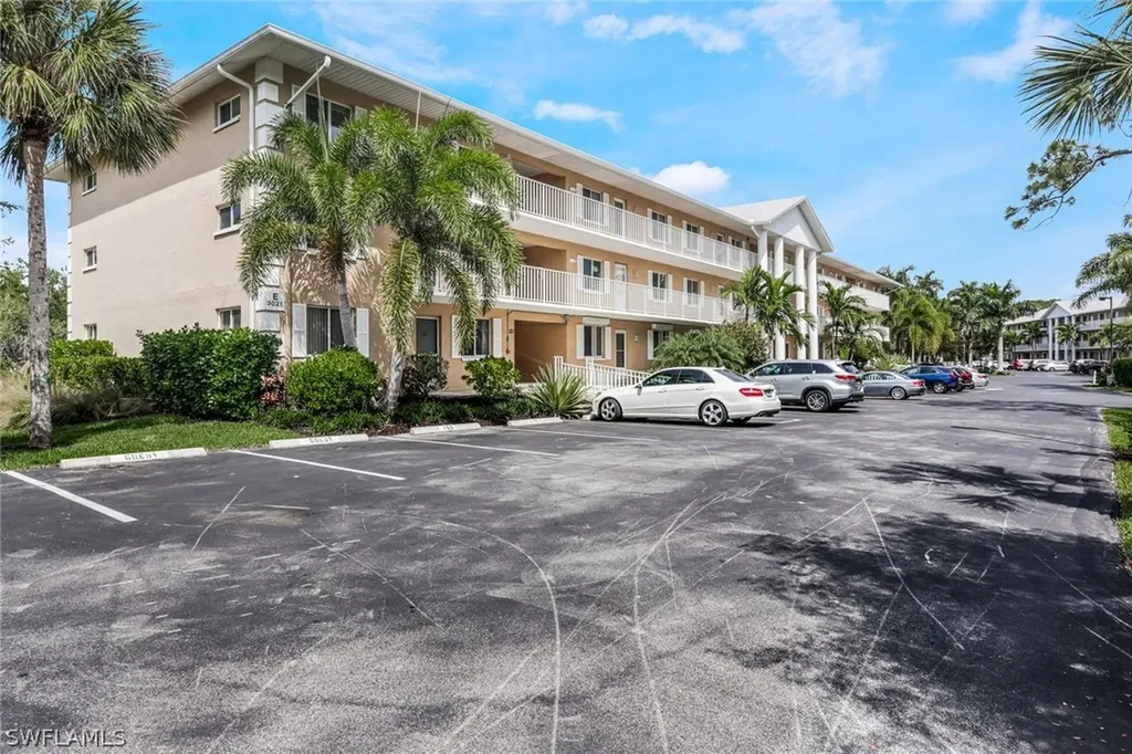 3021 Sandpiper Bay Circle Naples FL 34112