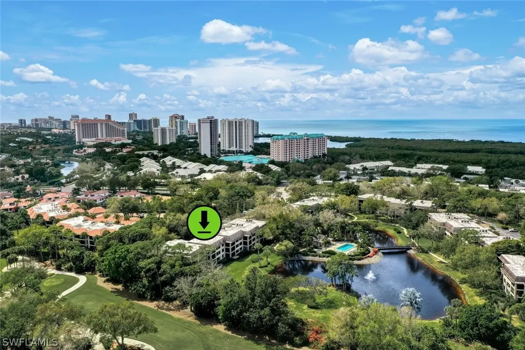 Naples FL, 5950 Pelican Bay Boulevard, Unit 112