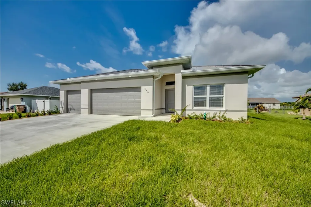 2818 NW 7th Place Cape Coral FL 33993