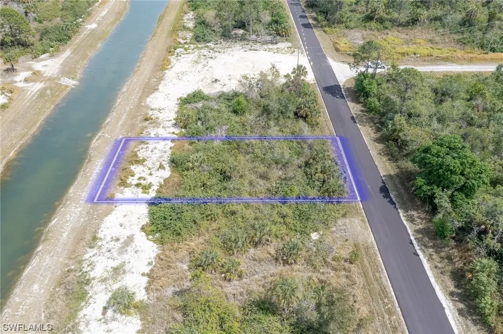 2812 28th Street W Lehigh Acres FL 33971