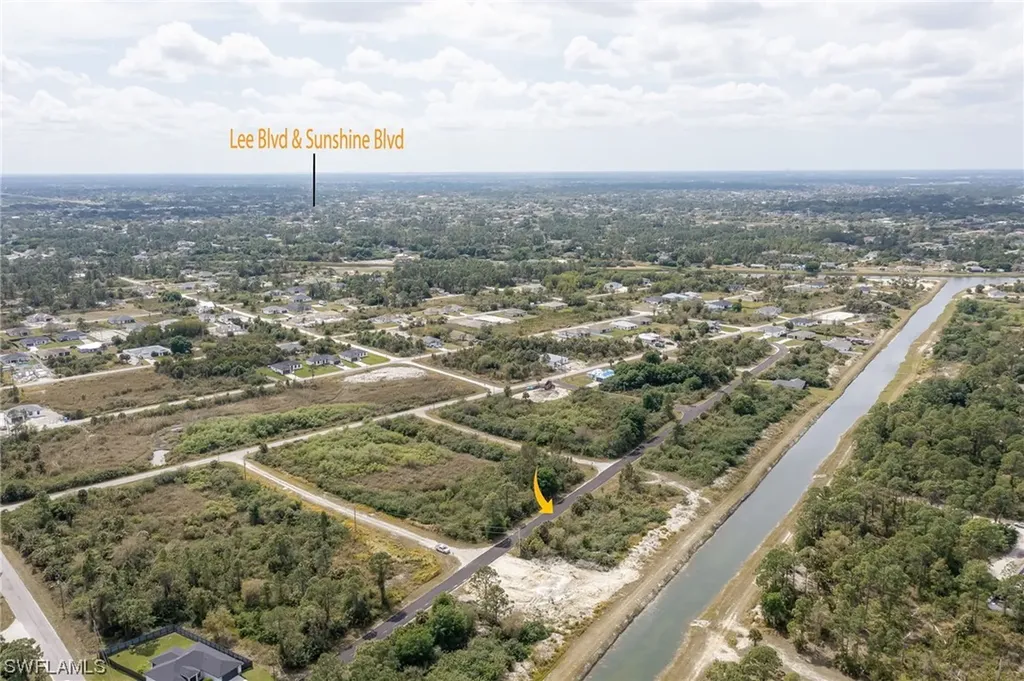 2812 28th Street W Lehigh Acres FL 33971