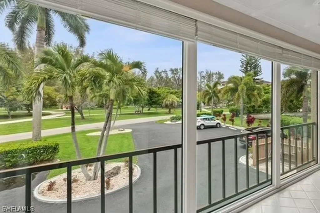 4218 SE 20th Place Cape Coral FL 33904