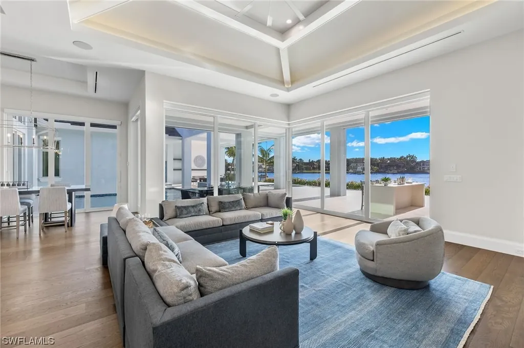 2649 Tarpon Road Naples FL 34102