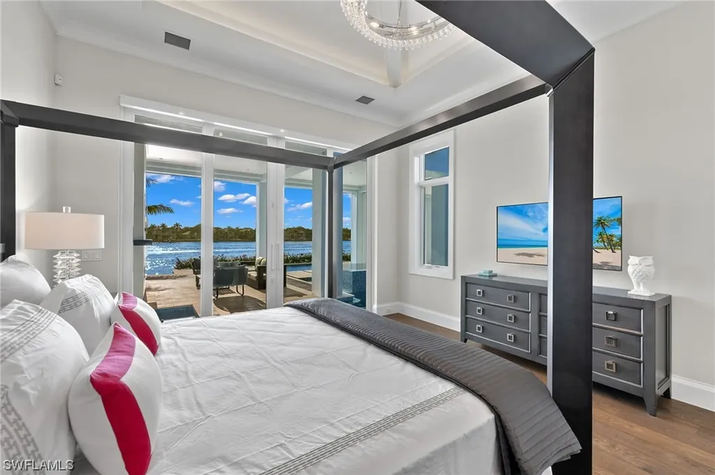2649 Tarpon Road Naples FL 34102