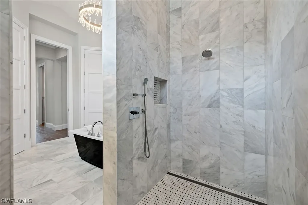 2649 Tarpon Road Naples FL 34102