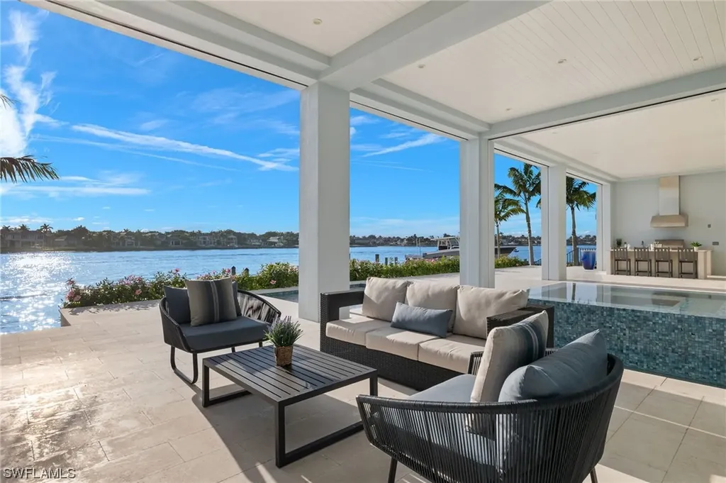 2649 Tarpon Road Naples FL 34102
