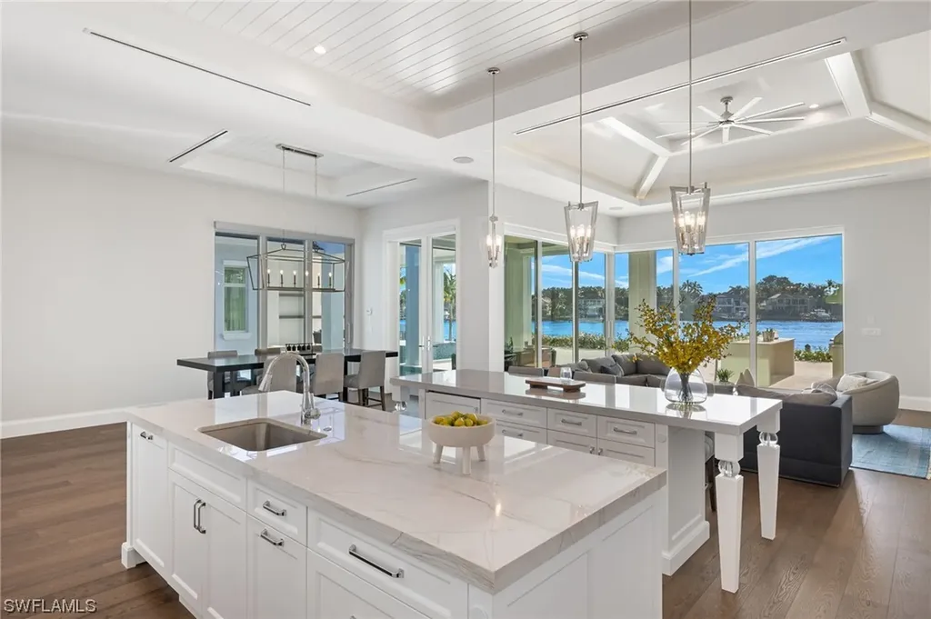 2649 Tarpon Road Naples FL 34102