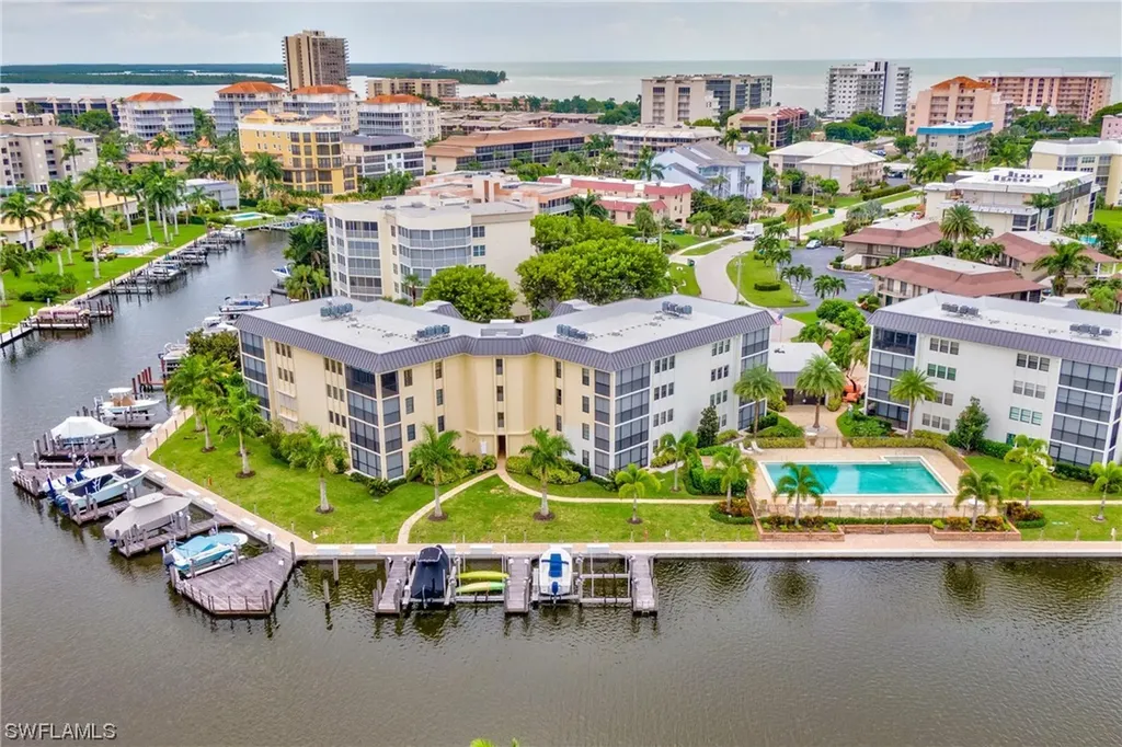 880 Huron Court Marco Island FL 34145