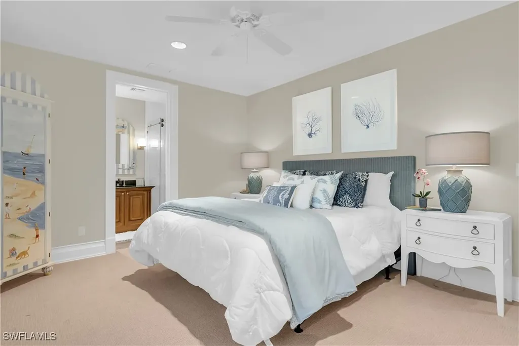 40 5th Avenue S Naples FL 34102