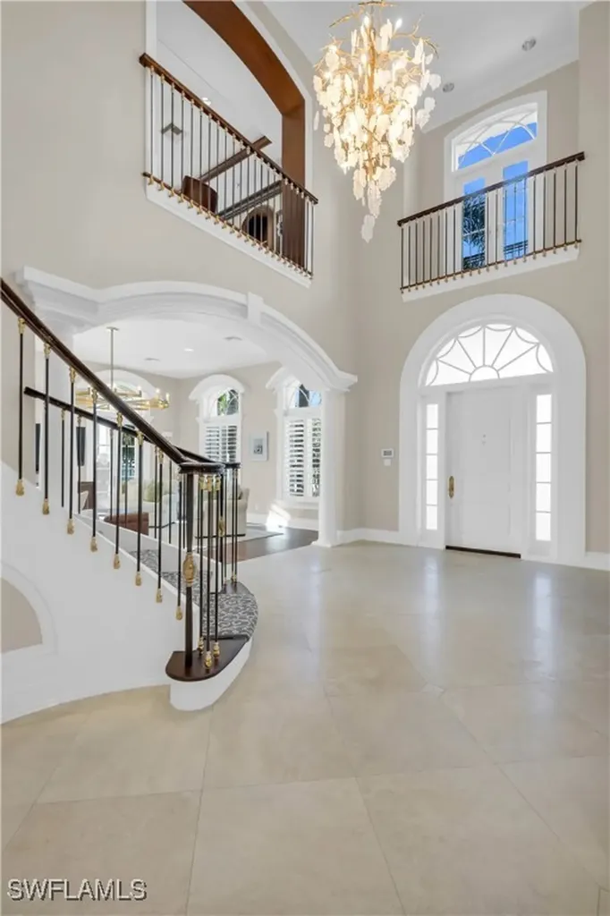 40 5th Avenue S Naples FL 34102