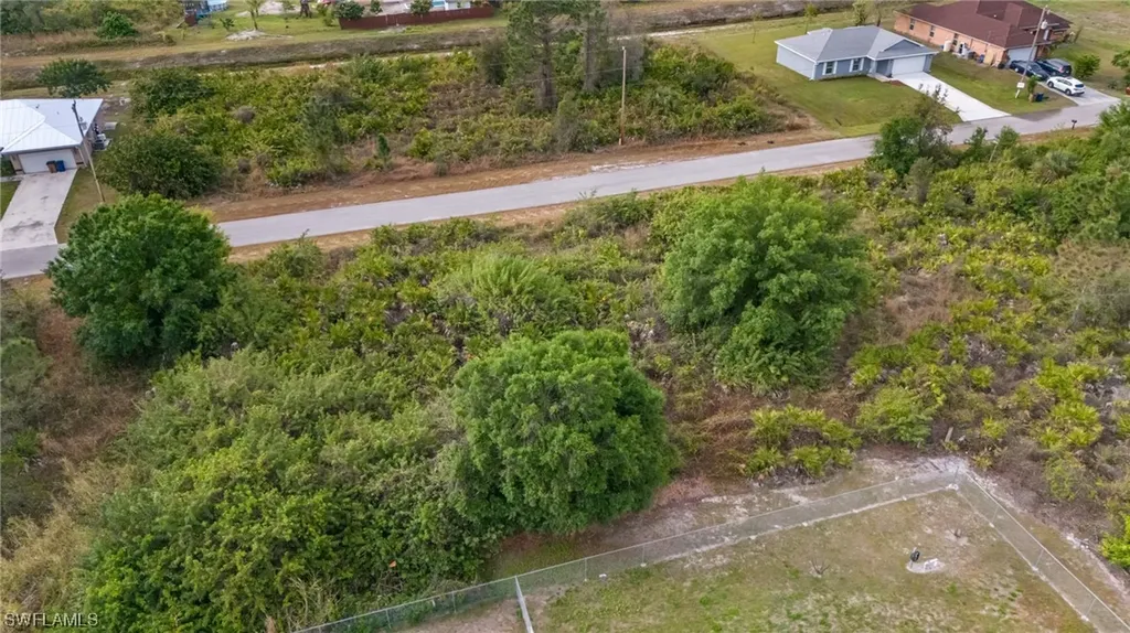 861 Carbon Street E Lehigh Acres FL 33974