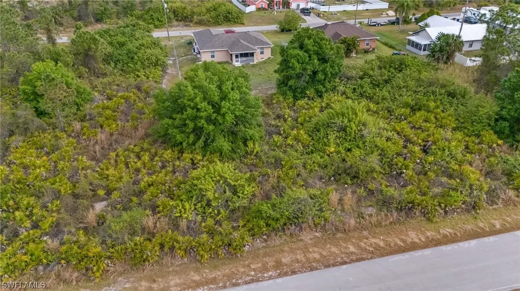 861 Carbon Street E Lehigh Acres FL 33974
