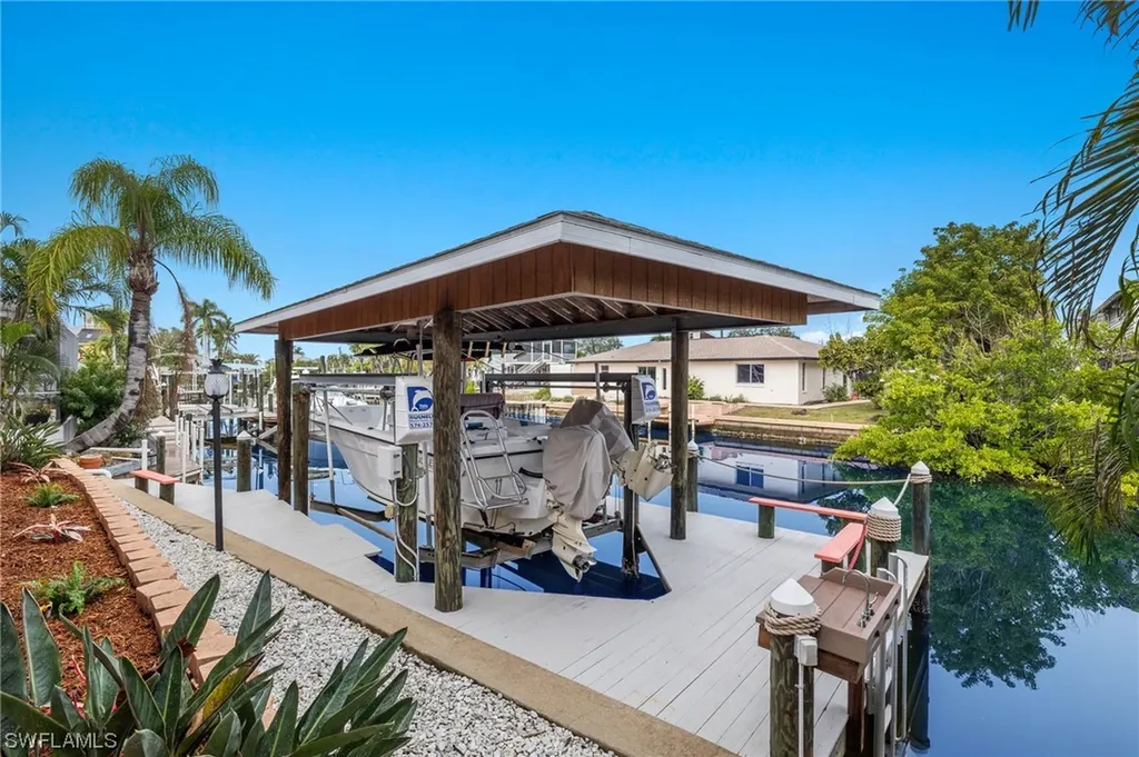 3634 Bayview Avenue St. James City FL 33956