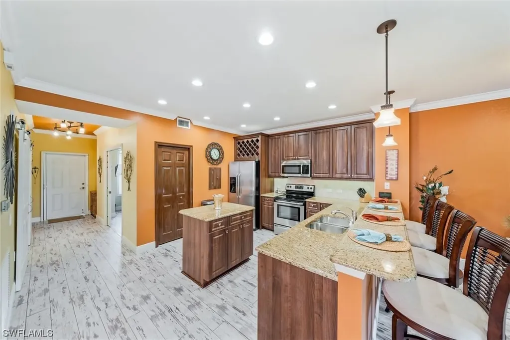 10029 Heather Lane Naples FL 34119