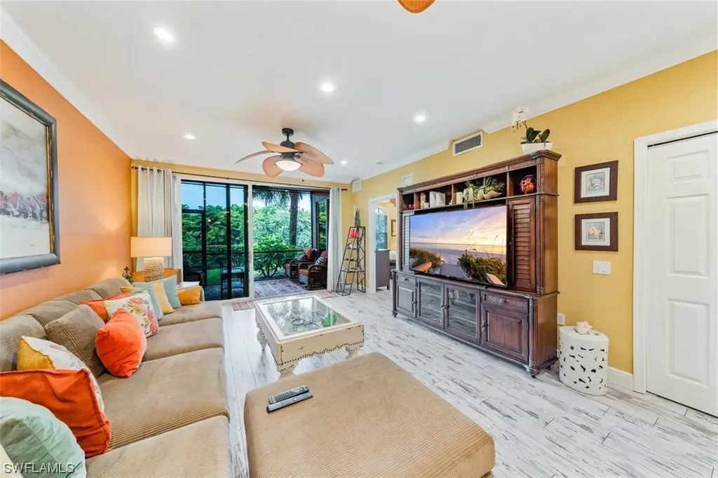 10029 Heather Lane Naples FL 34119
