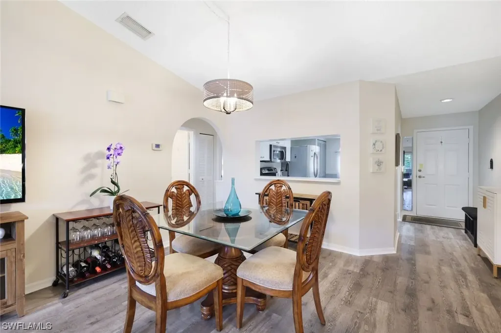 721 Mardel Drive Naples FL 34104