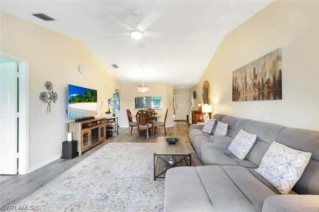 721 Mardel Drive Naples FL 34104