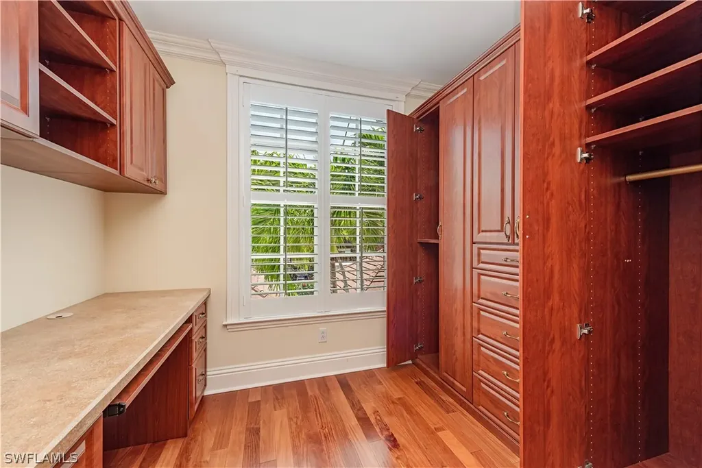 460 11th Avenue S Naples FL 34102