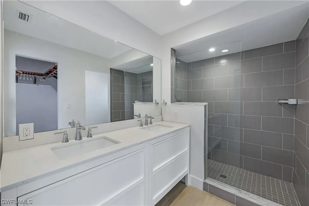 27220 Gasparilla Drive Bonita Springs FL 34135