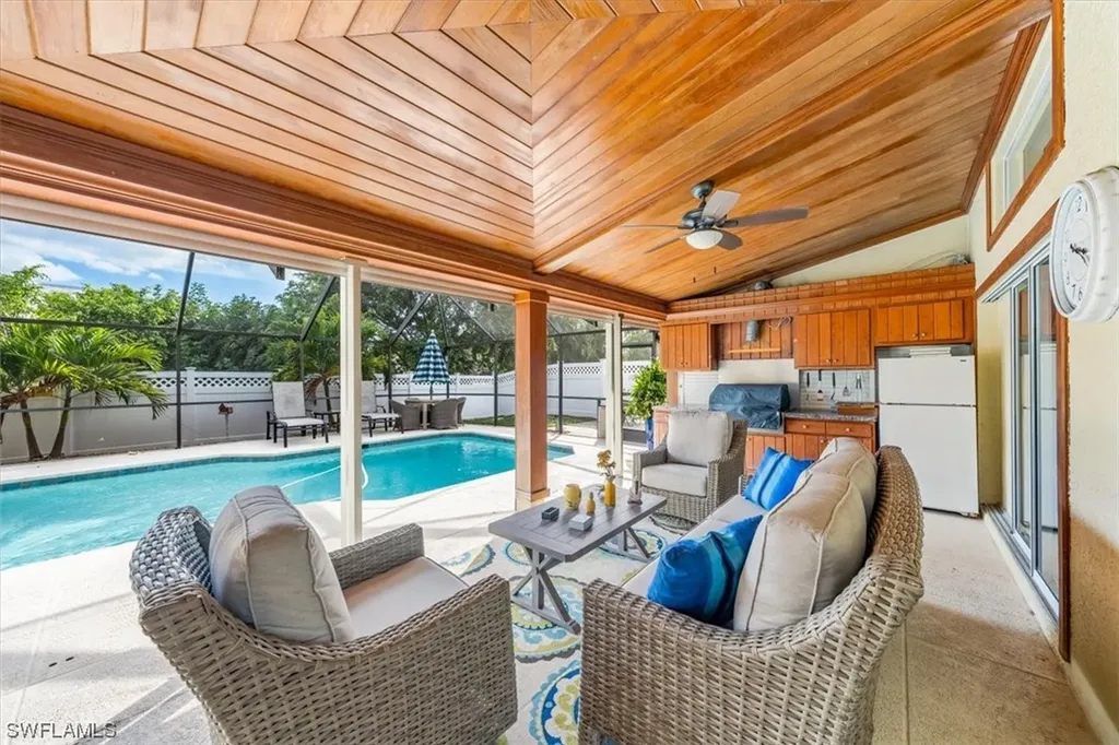 72 Heritage Way Naples FL 34110