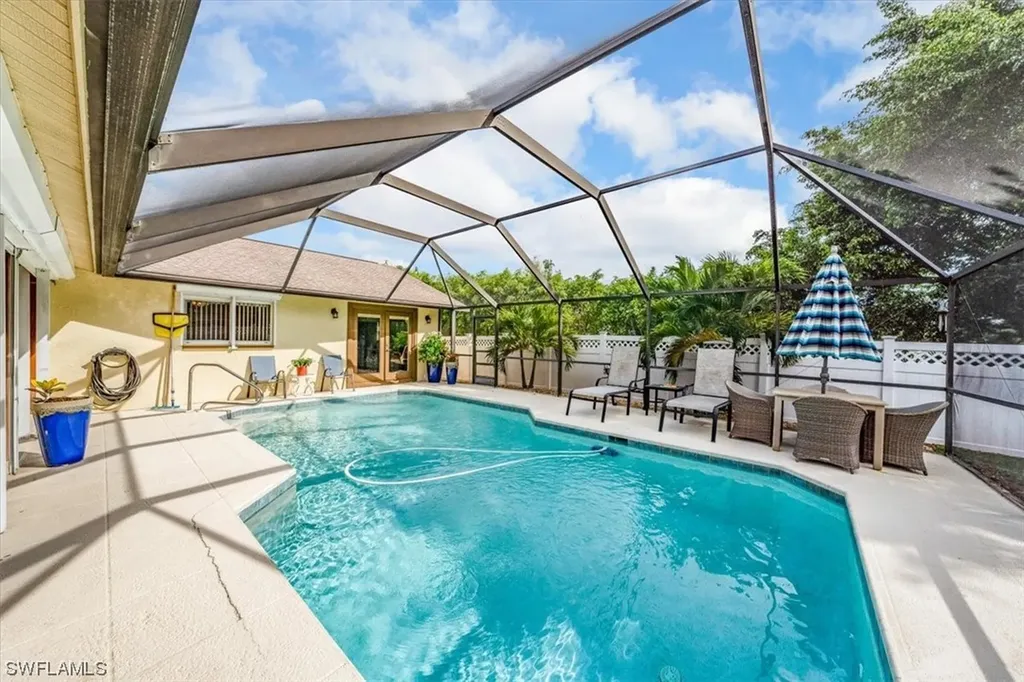 72 Heritage Way Naples FL 34110