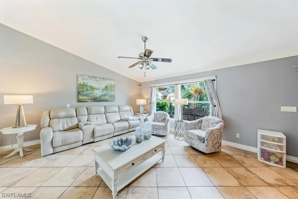 72 Heritage Way Naples FL 34110