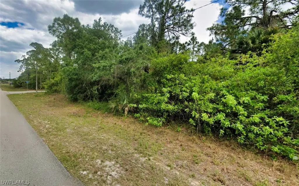 2004 E 7th Street Lehigh Acres FL 33936