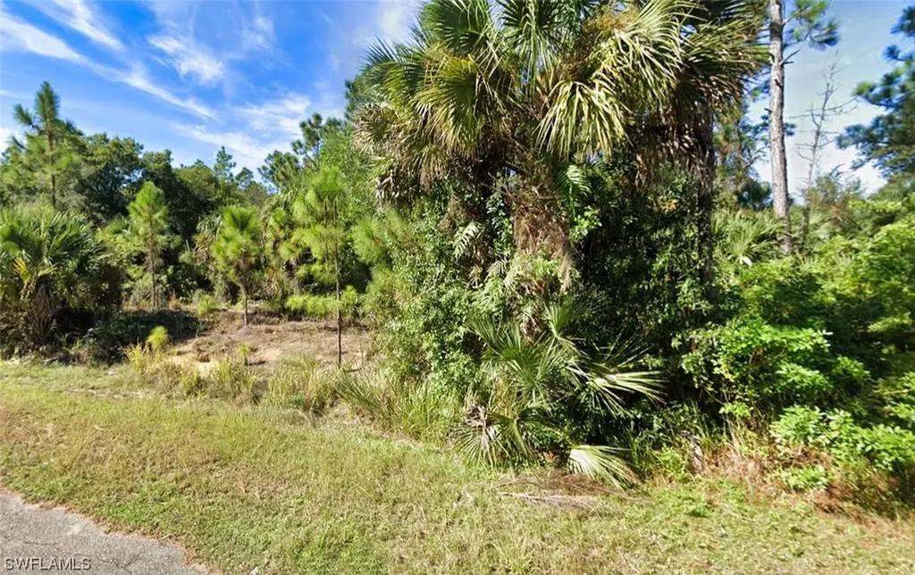 2004 E 7th Street Lehigh Acres FL 33936
