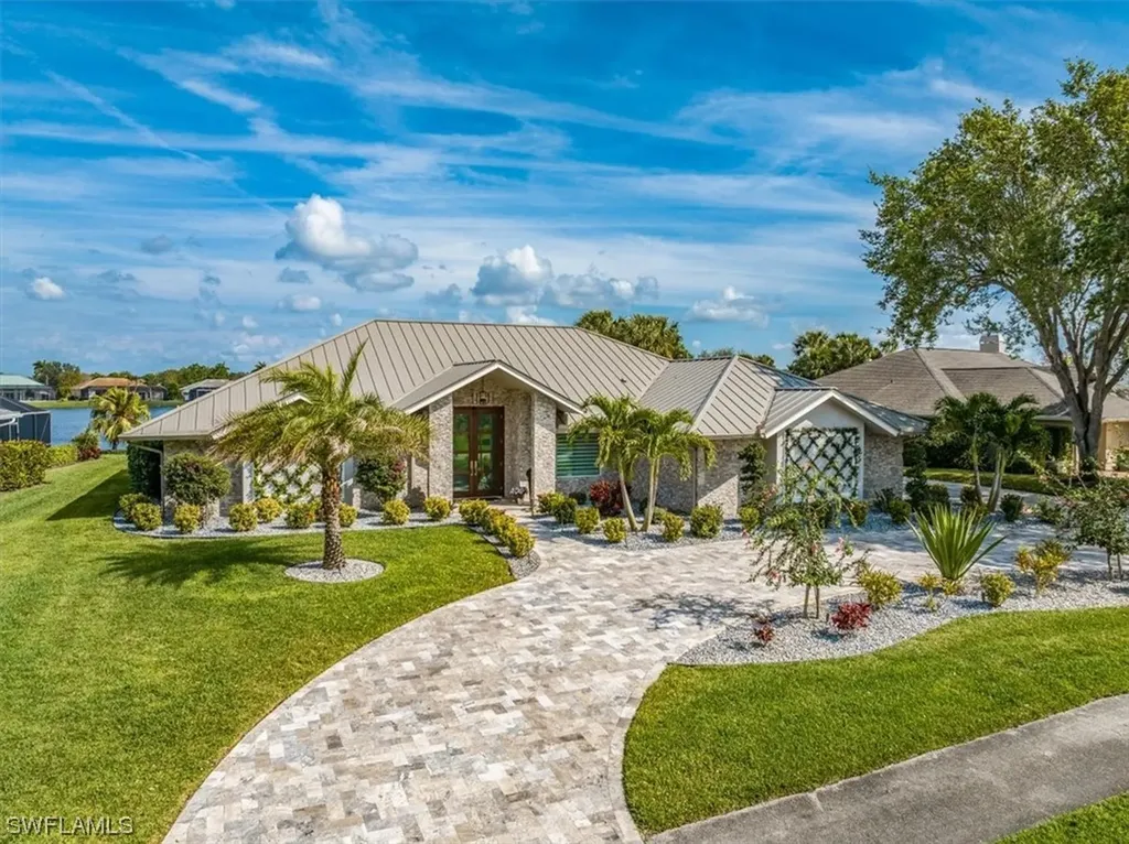 2031 Imperial Golf Course Boulevard Naples FL 34110