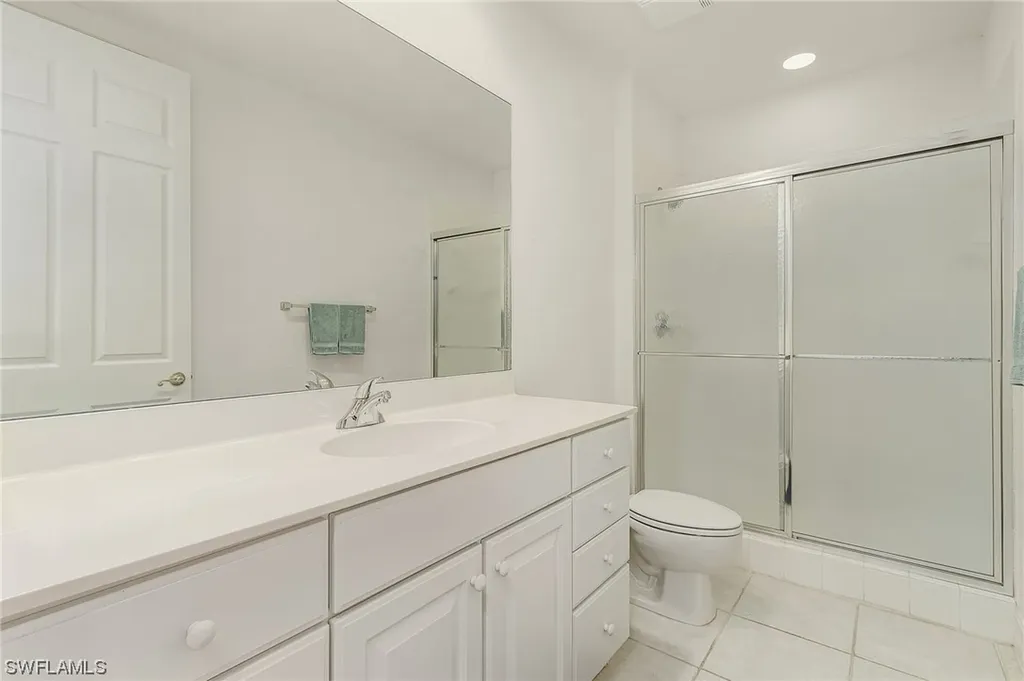 4739 Stratford Court Naples FL 34105
