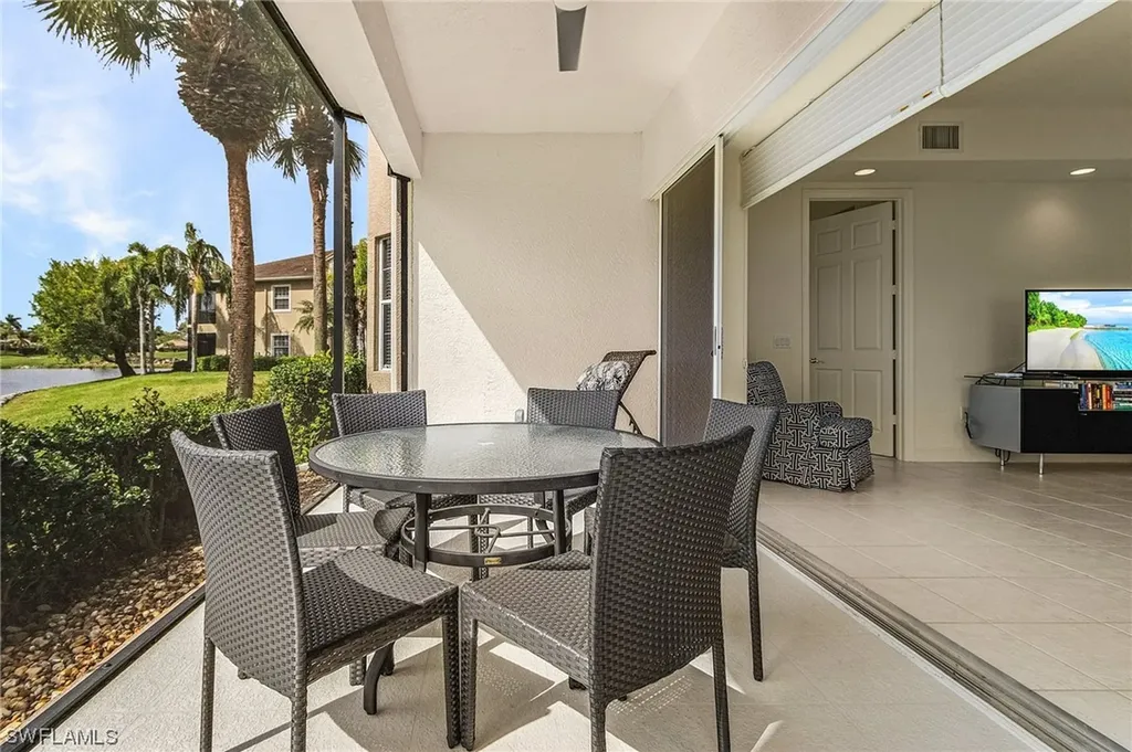 4739 Stratford Court Naples FL 34105