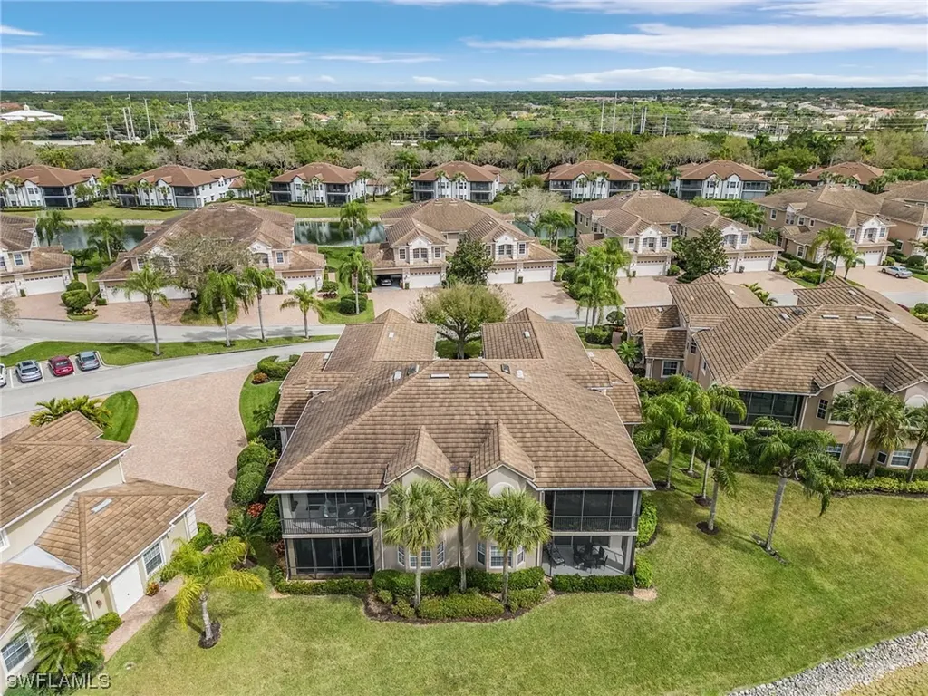 4739 Stratford Court Naples FL 34105
