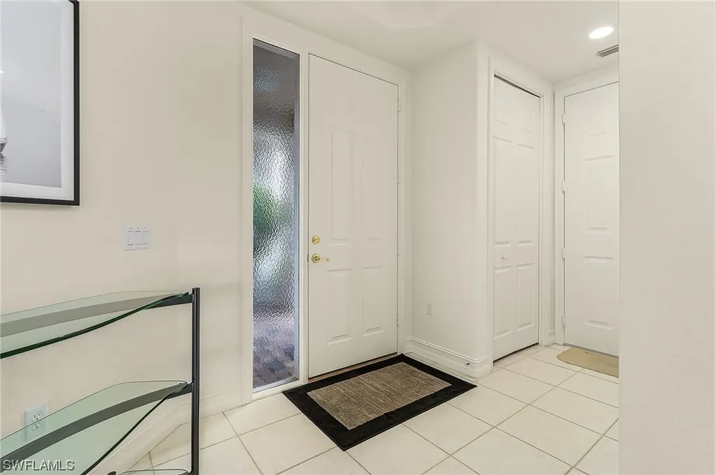 4739 Stratford Court Naples FL 34105
