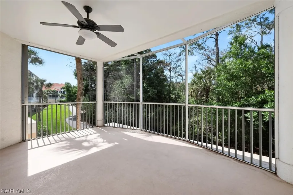 4843 Hampshire Court Naples FL 34112