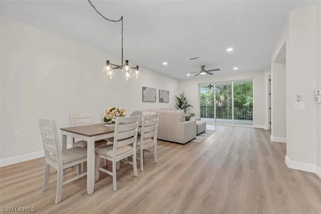 4843 Hampshire Court Naples FL 34112