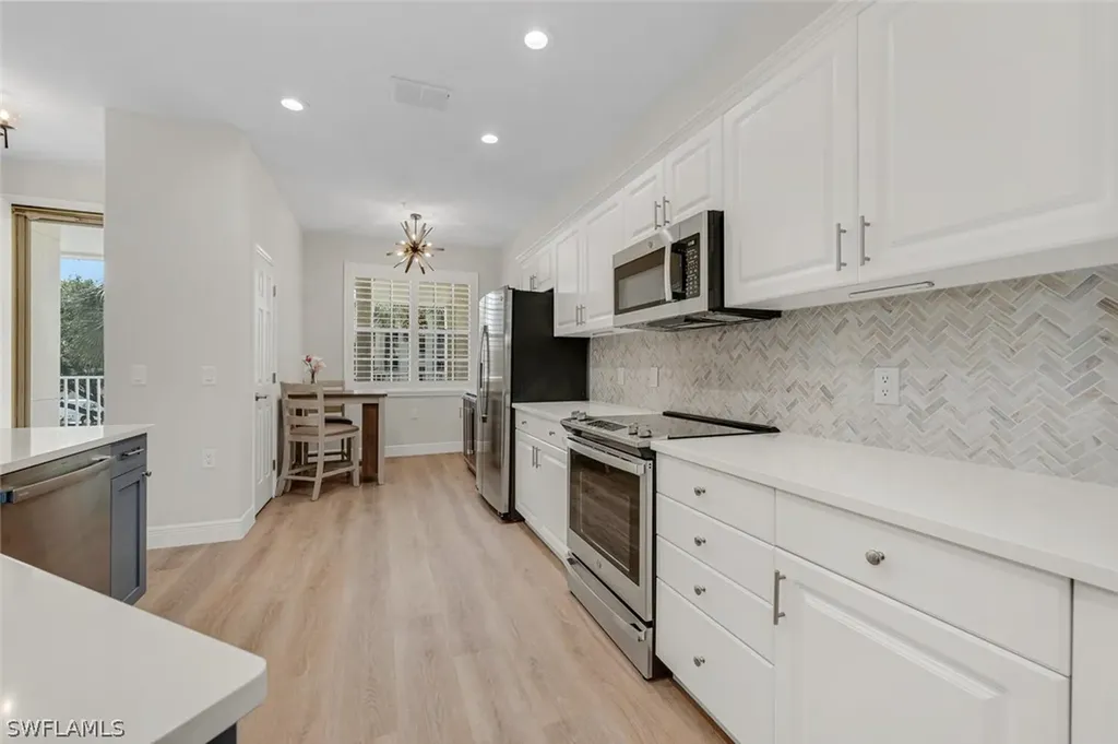 4843 Hampshire Court Naples FL 34112
