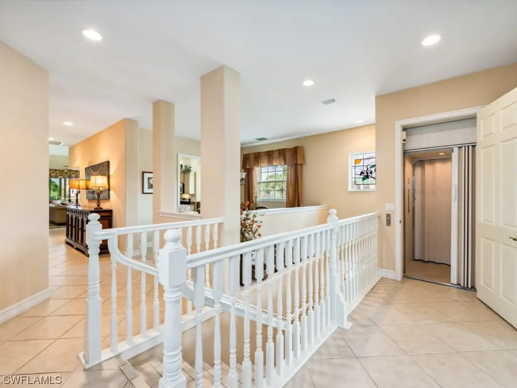 6031 Trophy Drive Naples FL 34110