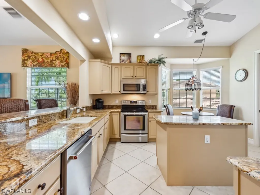 6031 Trophy Drive Naples FL 34110