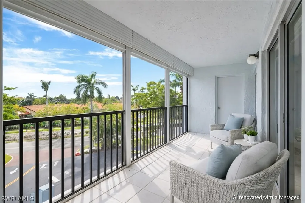 555 Park Shore Drive Naples FL 34103