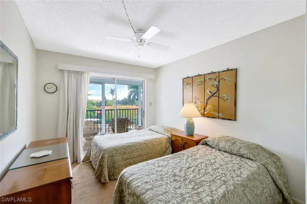 555 Park Shore Drive Naples FL 34103