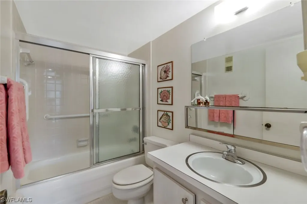 555 Park Shore Drive Naples FL 34103