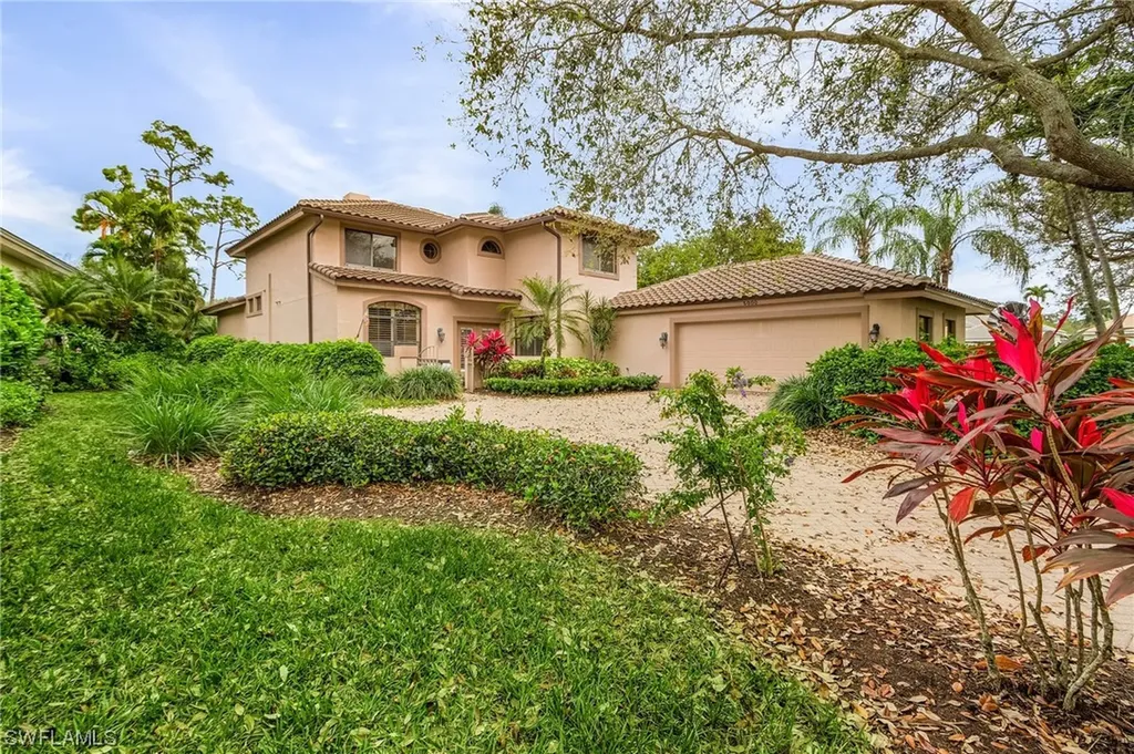 5000 Kensington High Street Naples FL 34105