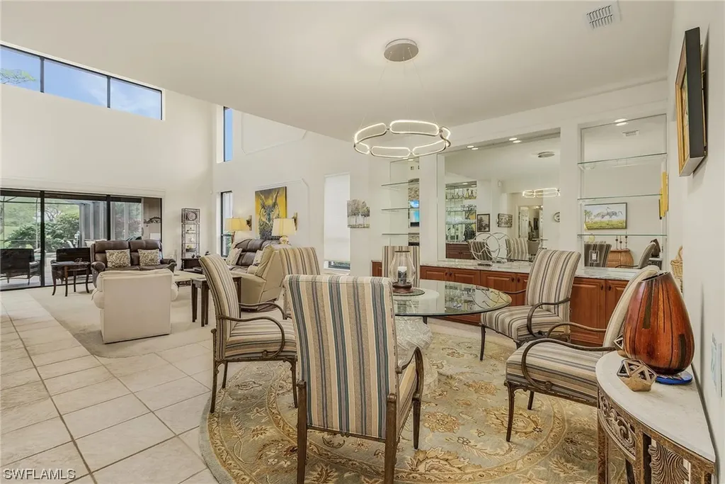 5000 Kensington High Street Naples FL 34105