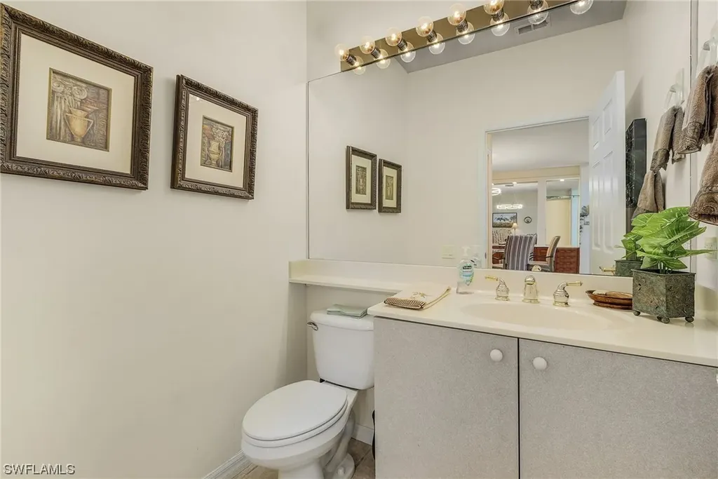 5000 Kensington High Street Naples FL 34105