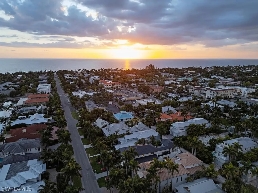 461 14th Avenue S Naples FL 34102